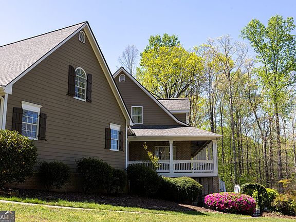 3rd image of 5725 Riley Rd