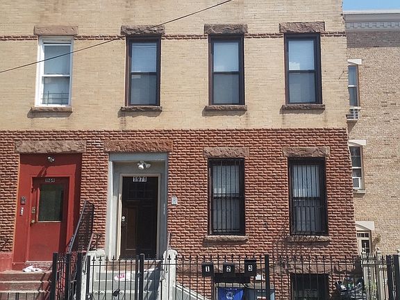 5th image of 1977 Pacific St #3