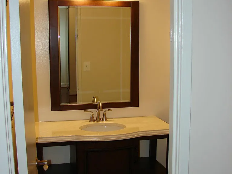 8360 Greensboro Dr #1006 — Photo 7