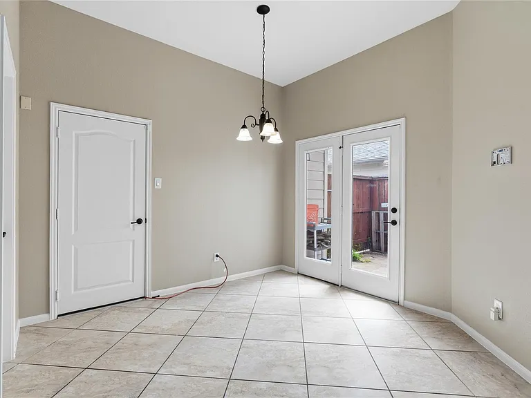 9131 Solvista Pass Ln — Photo 11