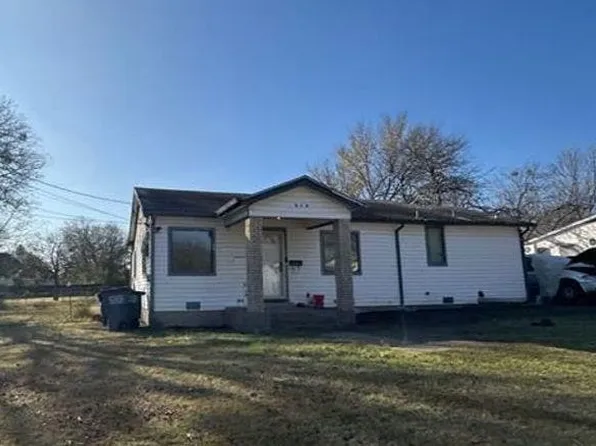 216 E 6th St, Lancaster, TX 75146