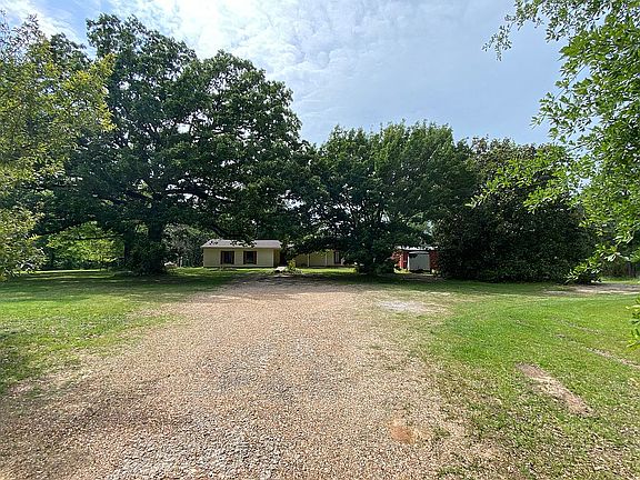 2nd image of 514 Carroll Creek Rd