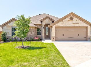 272 Jacinth Ln, Granbury, TX 76049