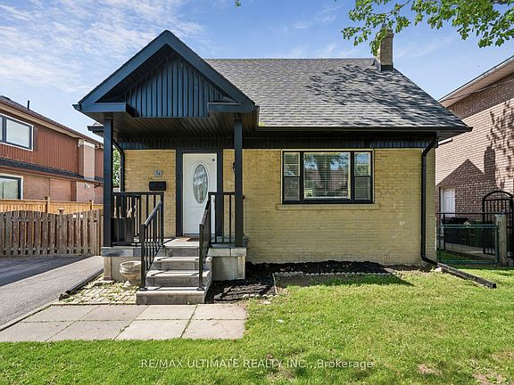 2nd image of 34 Compton Cres
