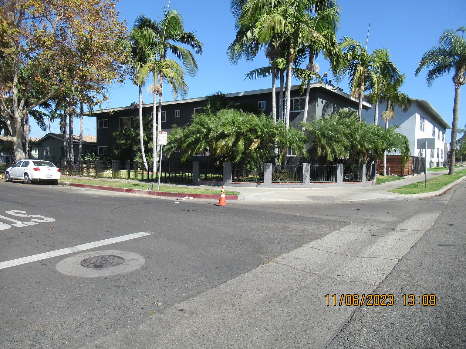 2 bed, 800 sqft, $2,395 — Photo 2
