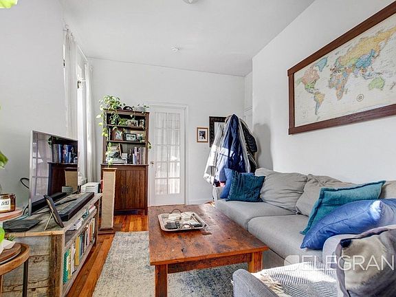4th image of 26 Carmine St APT 3A