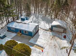 6803 Danes Dr, Houghton Lake, MI 48629