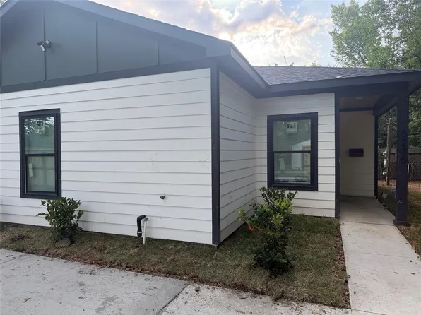 5235 Myrtlewood St #A, Houston, TX 77033