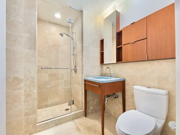 2 River Terrace image 9 of 24