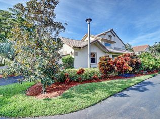 5195 Majorca Club Dr, Boca Raton, FL 33486