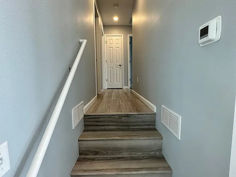 2513 Ivory St — Photo 10
