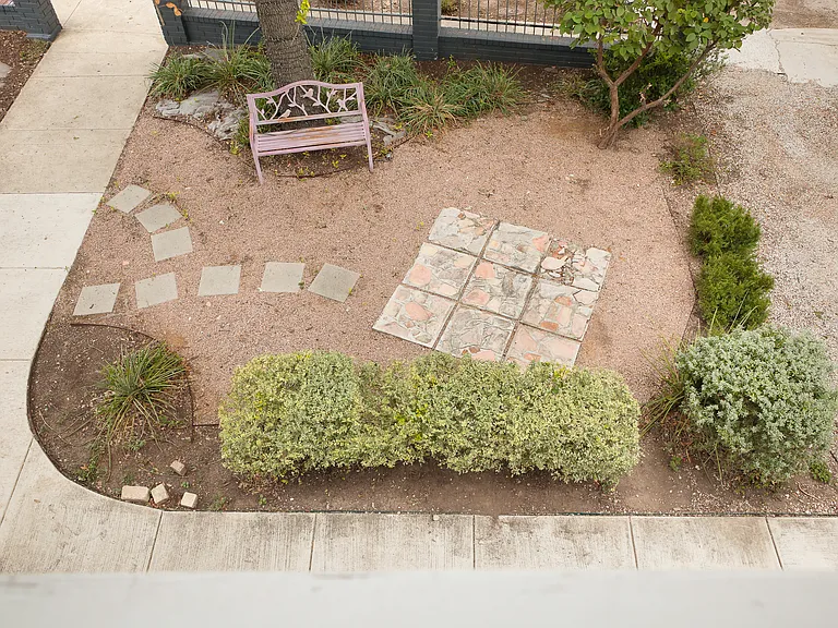 Delaware St — Photo 34