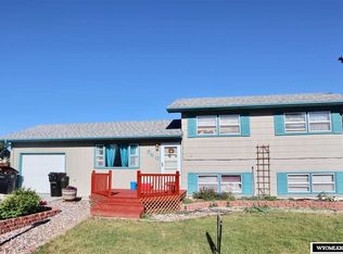 560 S Forest Dr, Casper, WY 82609