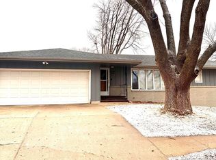 1330 2nd Ave SW, Le Mars, IA 51031