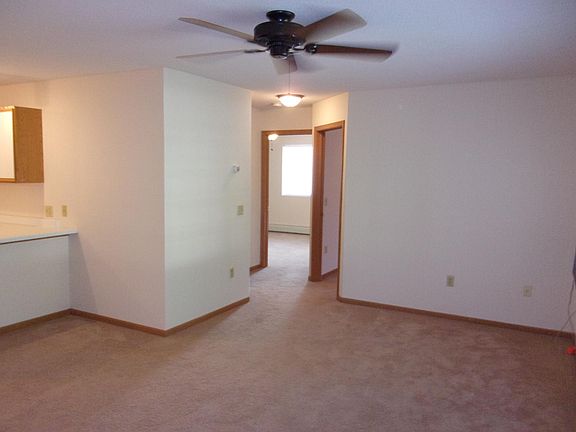 4th image of 4918 Windward Ct APT 16