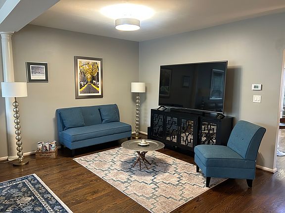 4th image of 7421 Dunnington Pl