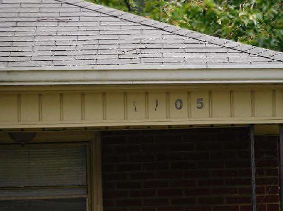 2nd image of 1105 N Exeter Ave