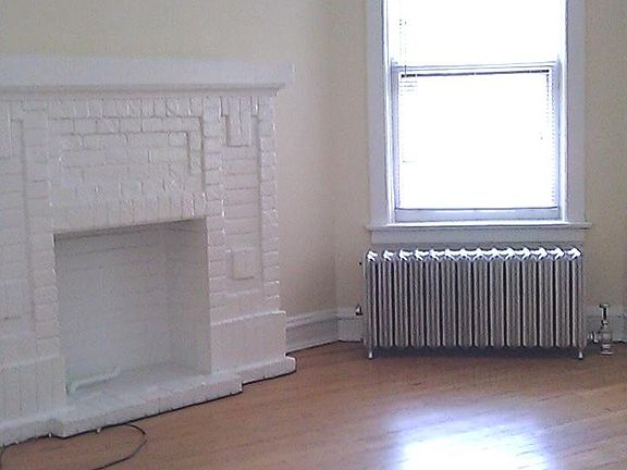2nd image of 1615 W Albion Ave APT 3