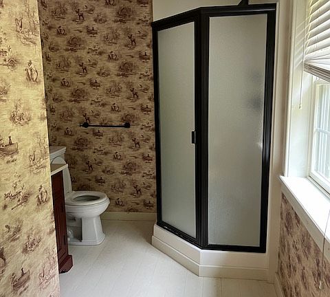 ensuite bath for second bedroom