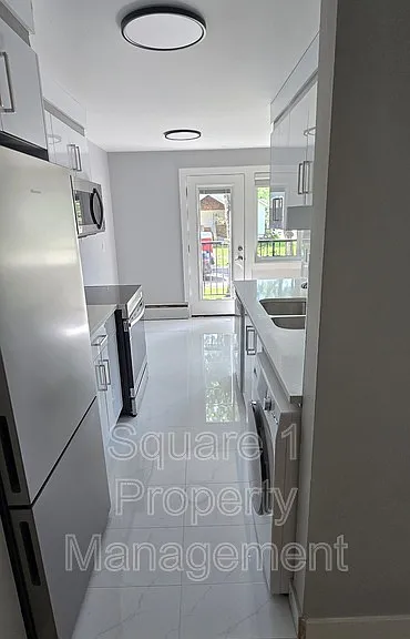 10556 80th Ave NW — Photo 2