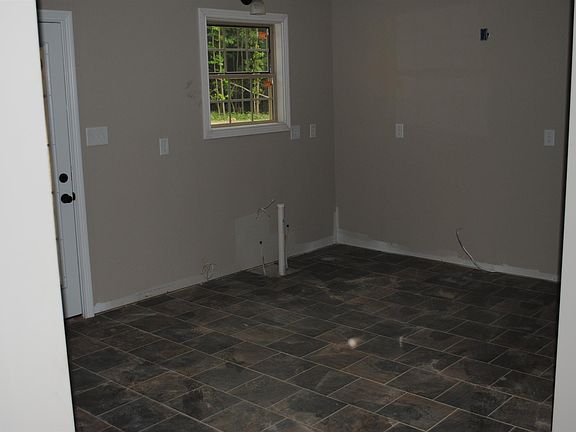 5th image of 14 Ridgeland Ests Lot 14