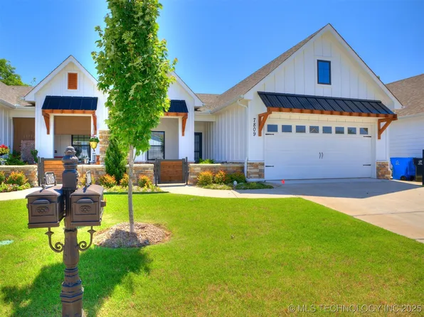 7809 S Redbud Ave, Broken Arrow, OK 74011