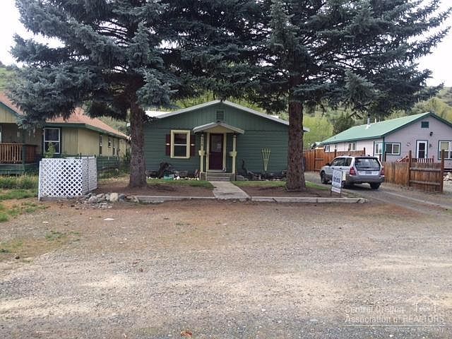 1st image of 514 N Cozart Ave