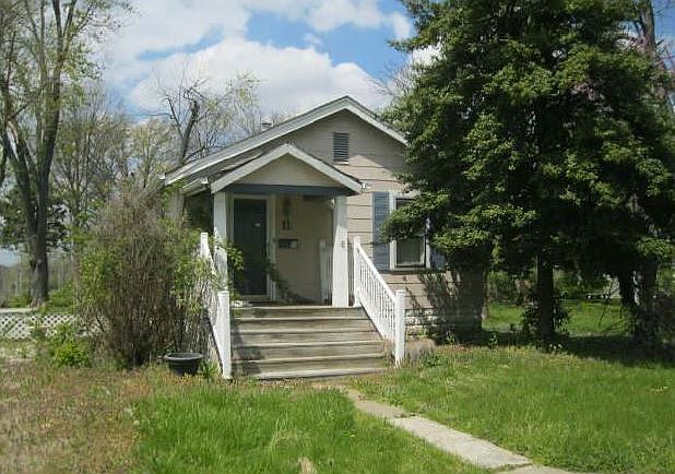 1st image of 11 N Saint Charles St
