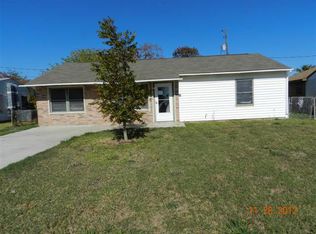 710 W 12th St, Freeport, TX 77541