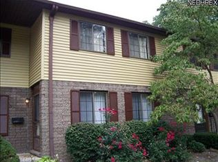 1293 Front St, Cuyahoga Falls, OH 44221