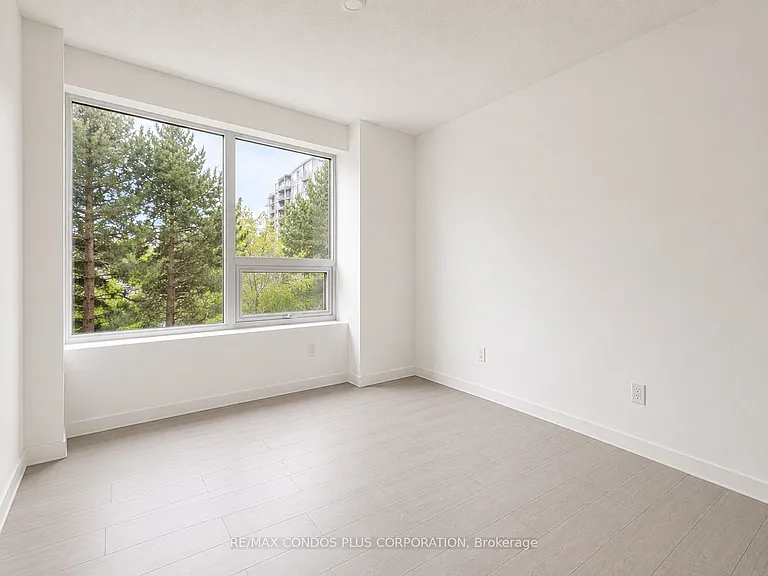 4010 Eglinton Ave W #304 — Photo 9