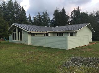 93909 Airport Ridge Ln, North Bend, OR 97459