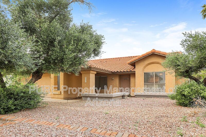 1st image of 4056 E Cholla Canyon Dr