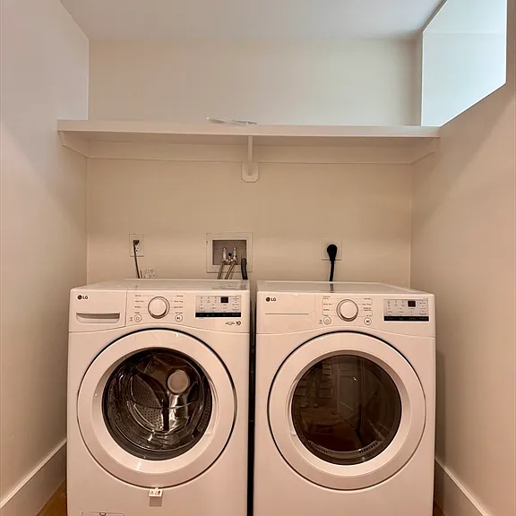 139 Sycamore St #1 — Photo 7