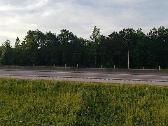 4th image of 2001 Dogwood Dr SE
