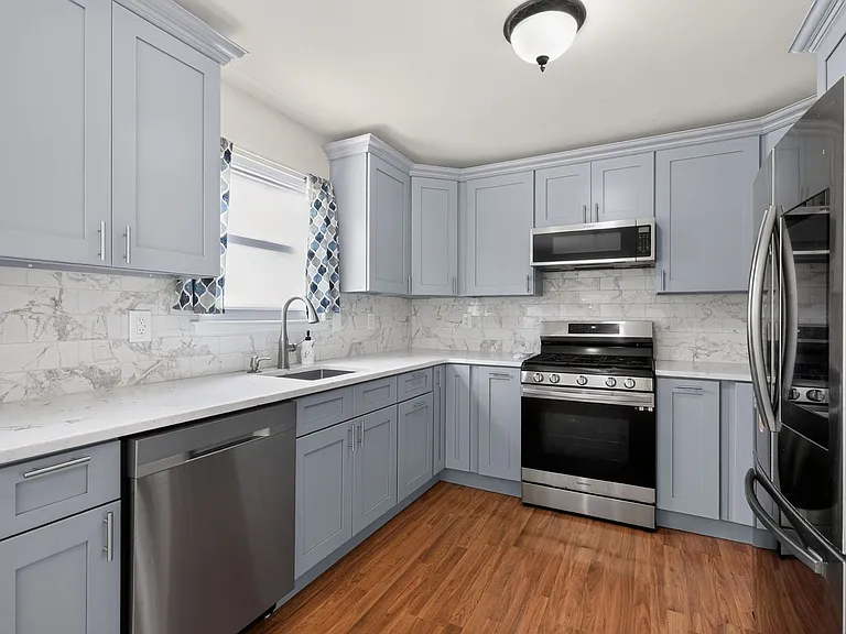 402 Candlewood Way — Photo 13