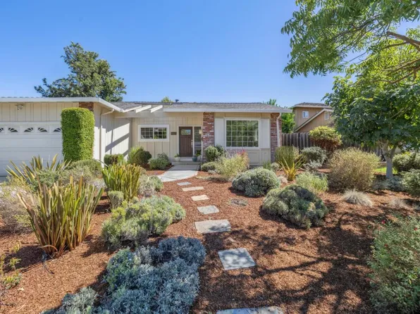 961 San Marcos Cir, Mountain View, CA 94043