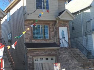 90 Cortlandt St, Staten Island, NY 10302