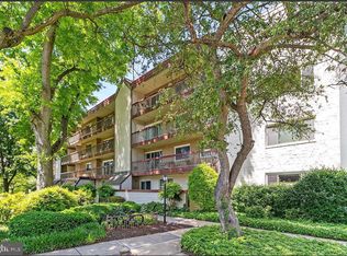 10300 Westlake Dr #S404, Bethesda, MD 20817
