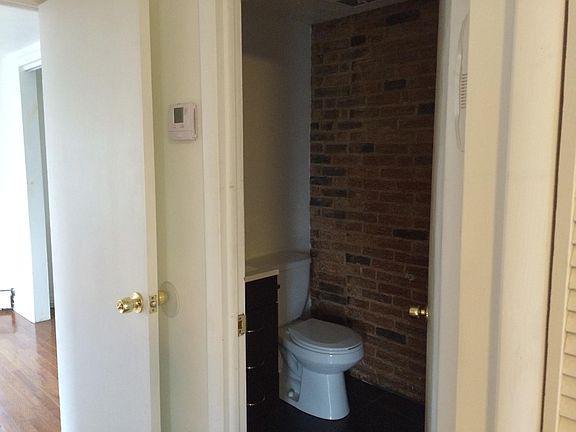 2nd image of 1523 E Passyunk Ave APT 3