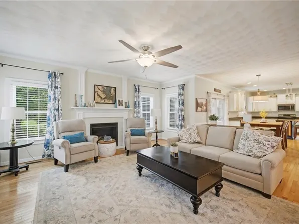 900 Justinlee Way, Chesapeake, VA 23322