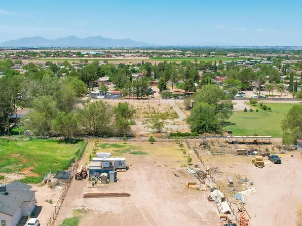 700 Piro Ct, Socorro, TX 79927