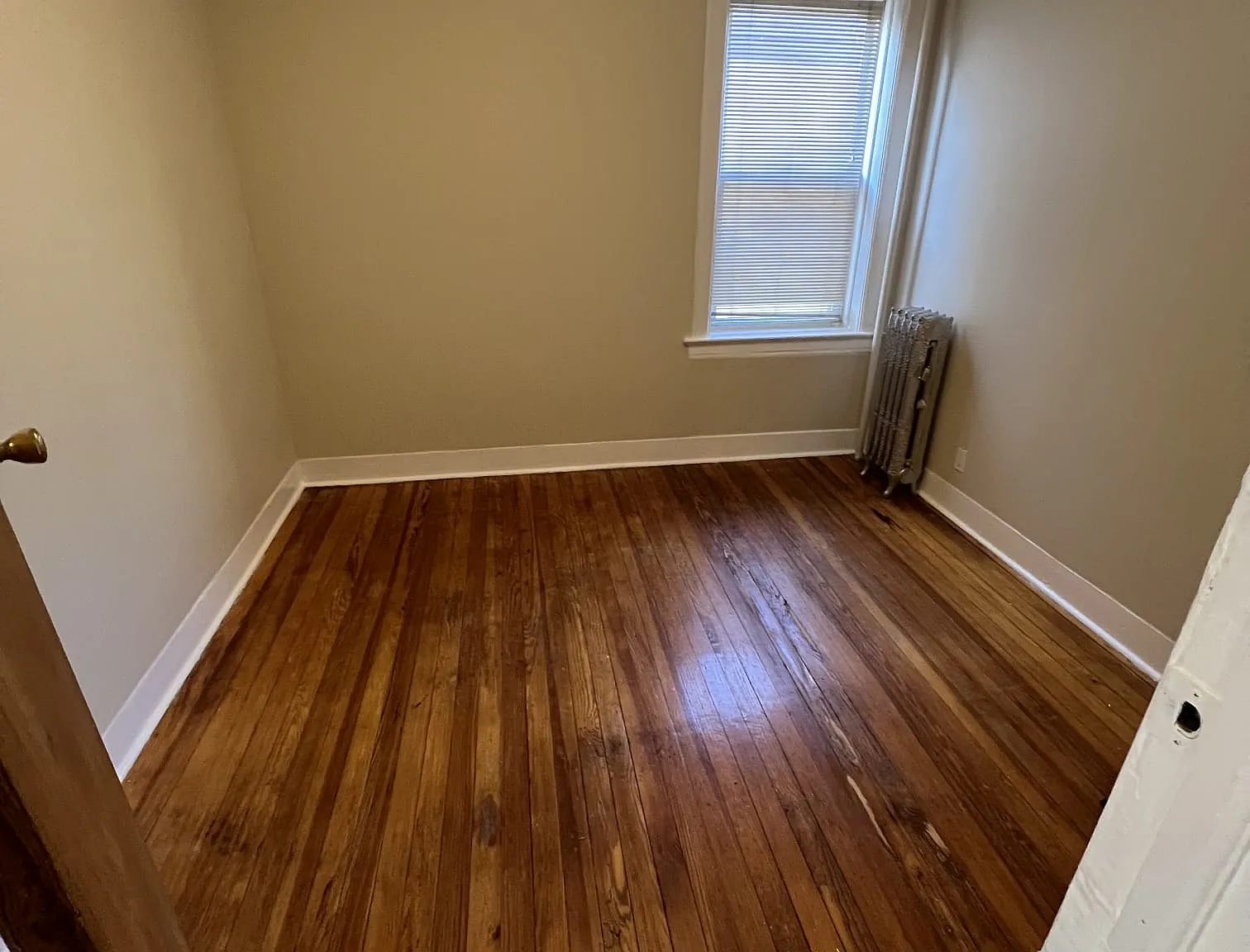 3 bed, $3,200 — Photo 2