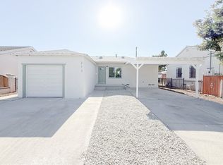 213 N Broadacres Ave, Compton, CA 90220