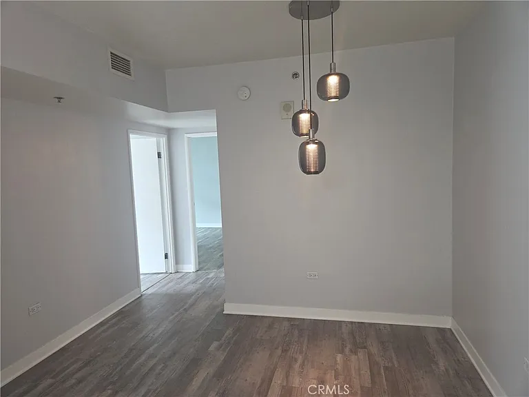 425 W Beech St #433 — Photo 6