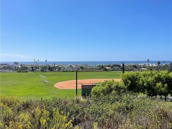 8 Land Fall Ct, Newport Beach, CA 92663