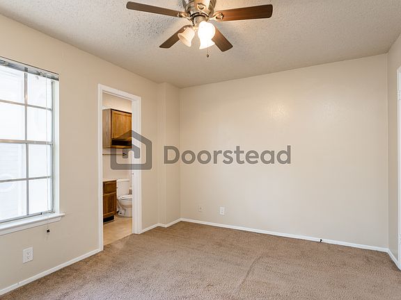5th image of 2004 Kirksey Dr APT A