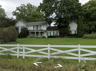 5706 Valley View Rd, Crystal Lake, IL 60014