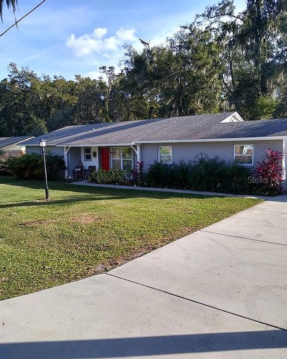 2nd image of 4705 Beachmont Dr