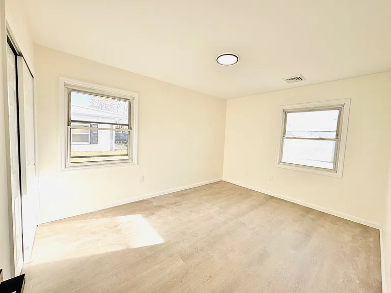 35 Parish Ln — Photo 11